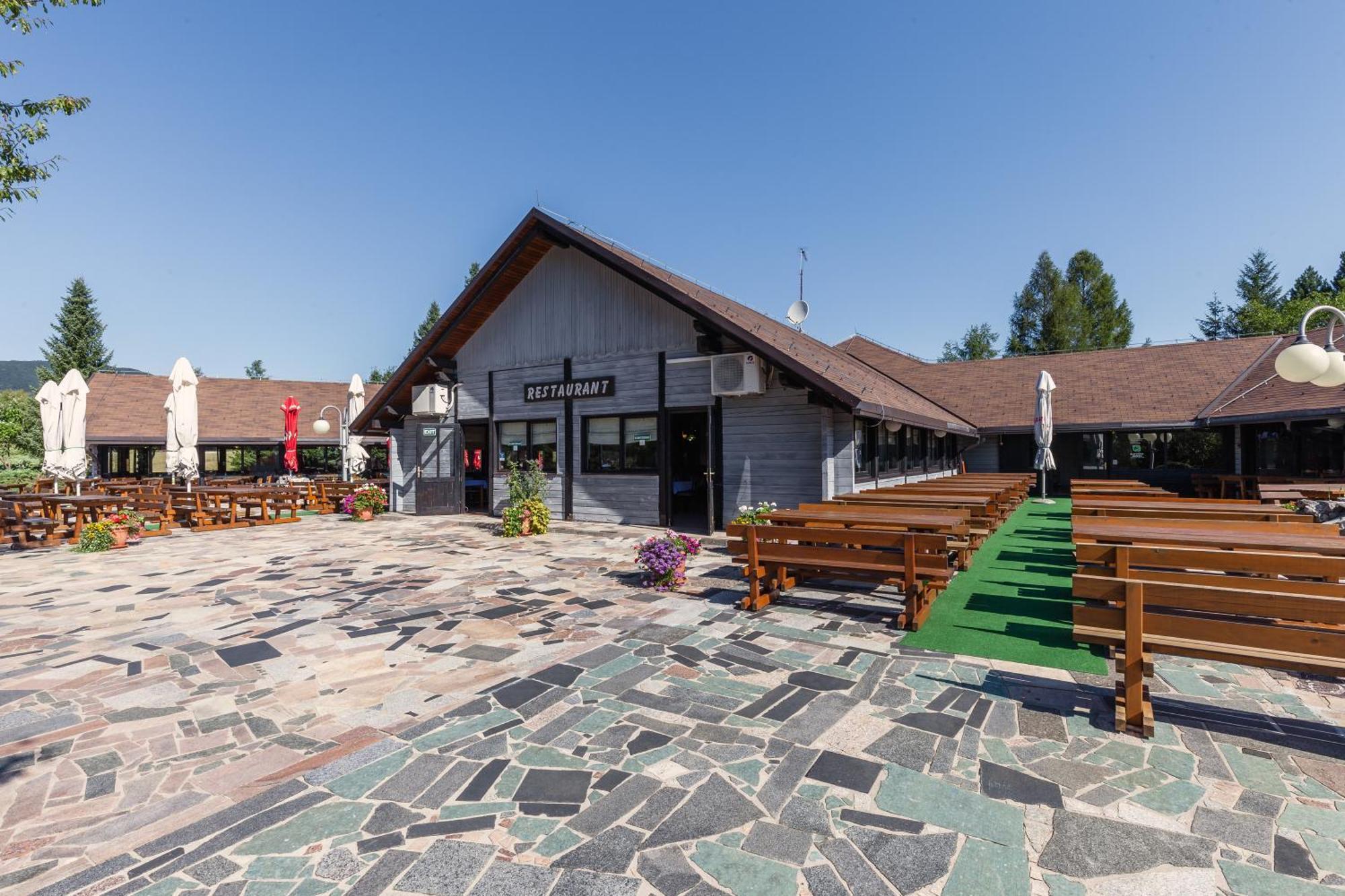 Bungalows Korana - Campsite Korana เซลิสเต เดรซิสโก ภายนอก รูปภาพ